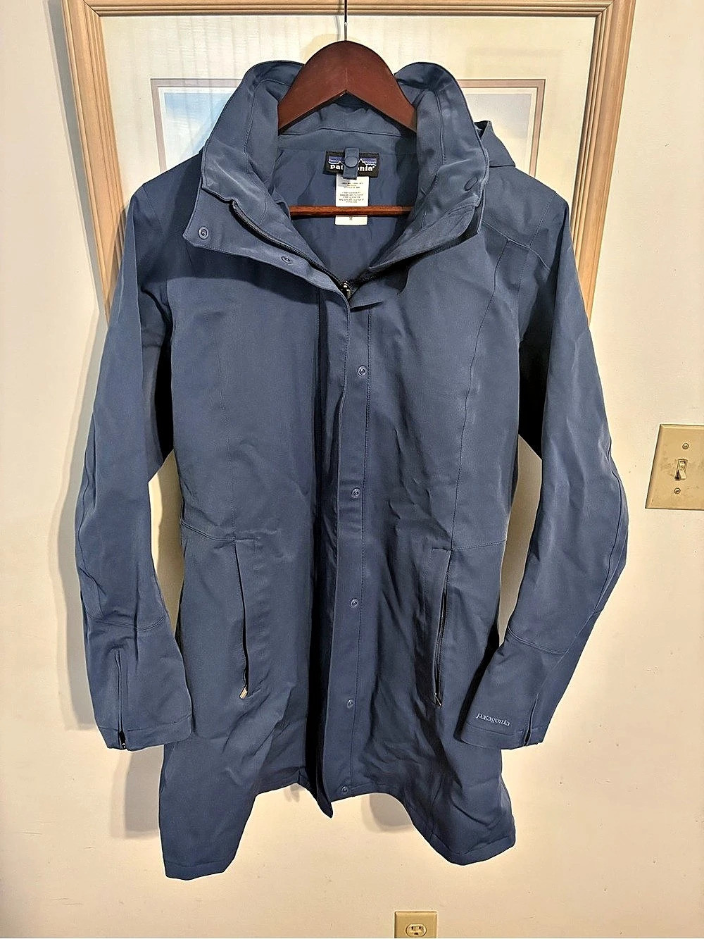 Patagonia Long Rain Jacket Women's Blue Size Medium